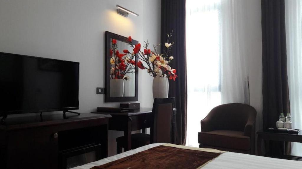 A1 Hill Hanoi Hotel Buitenkant foto